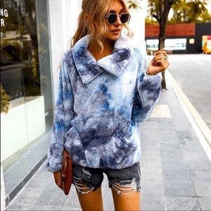 💥NWT💥 Dark Blue Tie Dye Sherpa Fleece Pullover